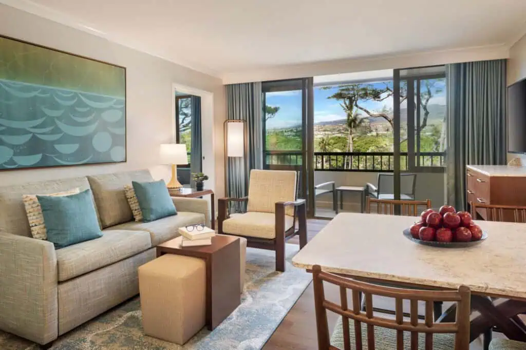 One-Bedroom Suite, Island View - Living Area