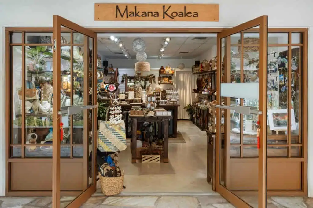 Retail store with bags, jewelry, decor